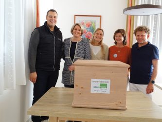 Freund Naturholz aus Leogang spendete anlässlich des Firmenjubiläums an den Lebensraum Tageshospiz Pinzgau